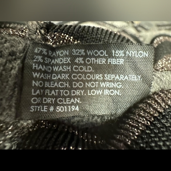 Club Monaco Dress EUC Quarter Sleeve Knit Wool Blend Stripped Size Med - Picture 11 of 11